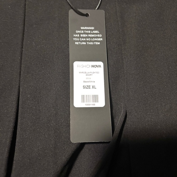 Fashion Nova Black Mini Skirt - Picture 4 of 12